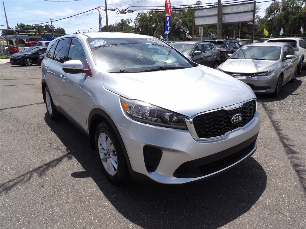 2019 Kia Sorento - $9,999