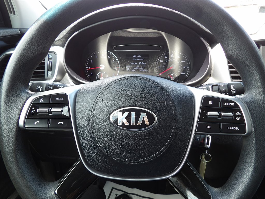 2019 Kia Sorento - $9,999