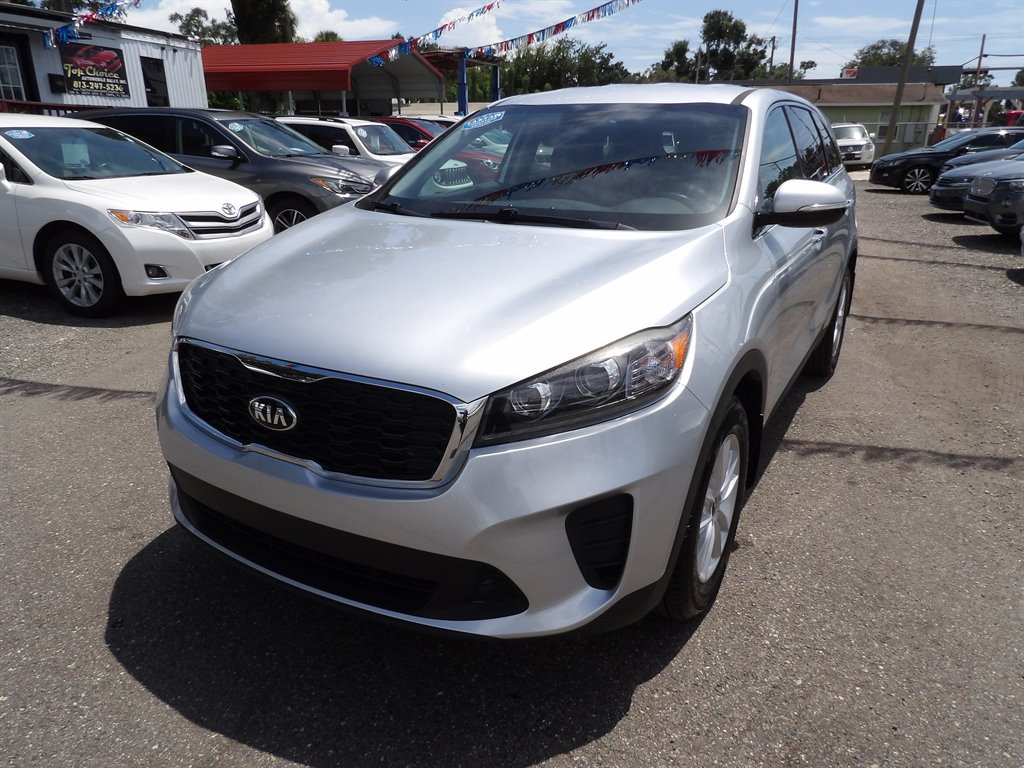 2019 Kia Sorento - $9,999