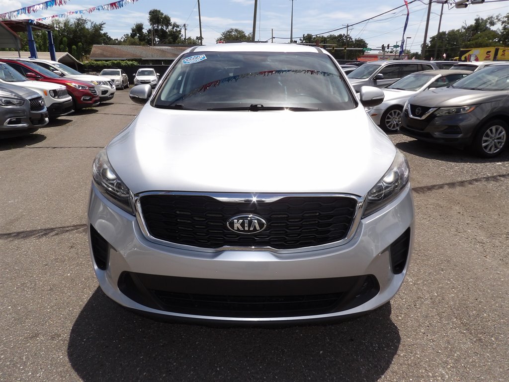 2019 Kia Sorento - $9,999