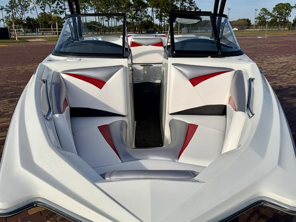 2012 Tige R20 - $29,495