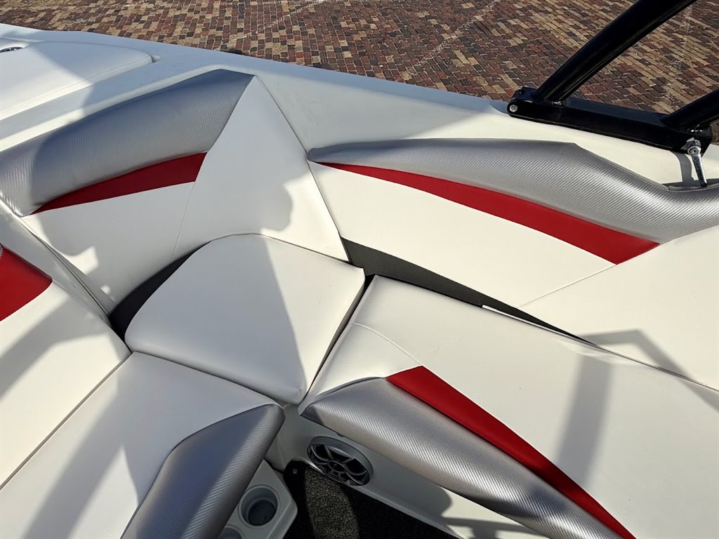 2012 Tige R20 - $29,495