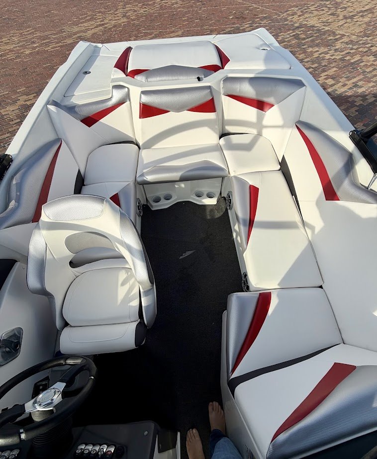 2012 Tige R20 - $29,495