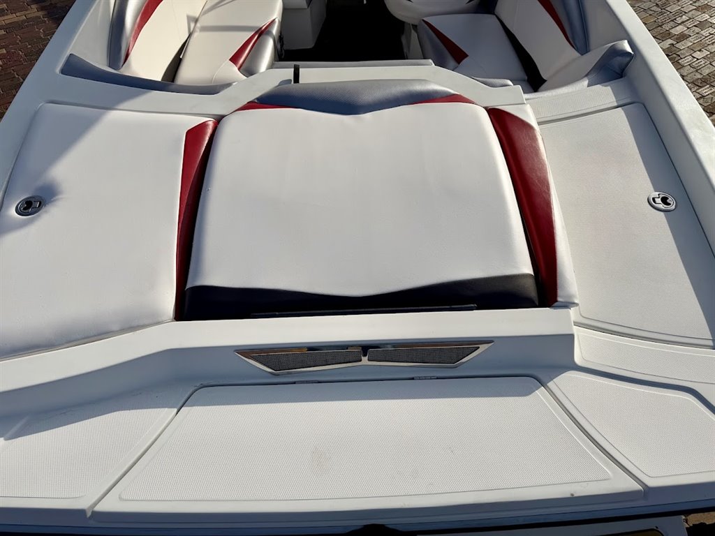 2012 Tige R20 - $29,495
