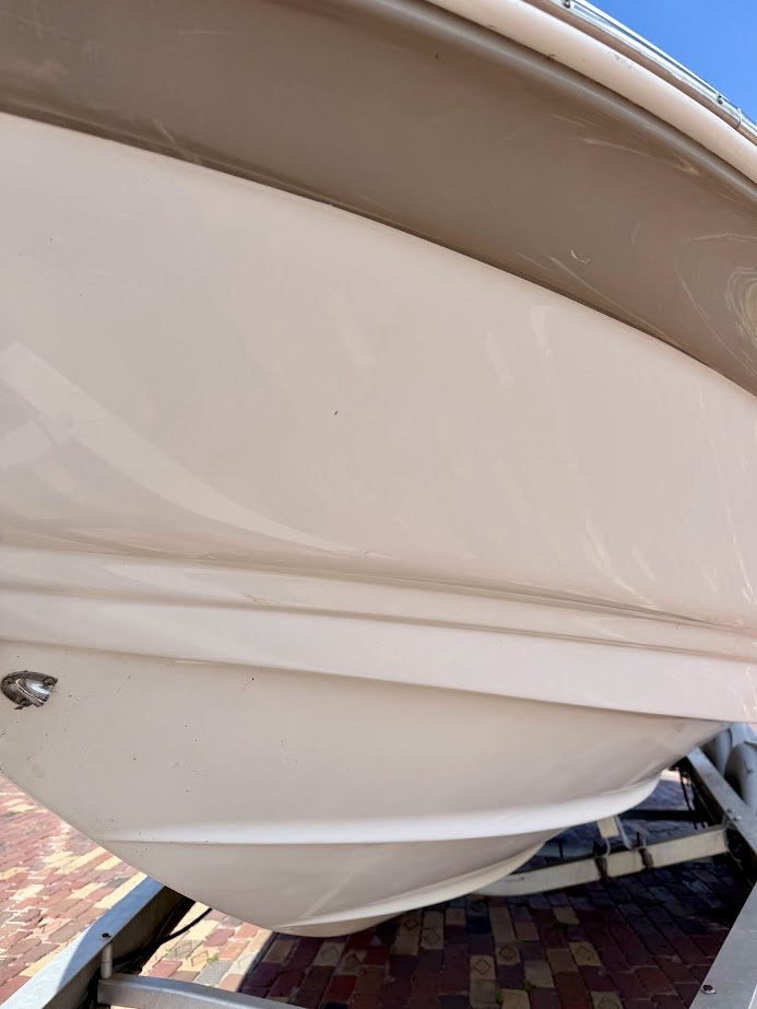 2005 Crownline 216 - $13,100