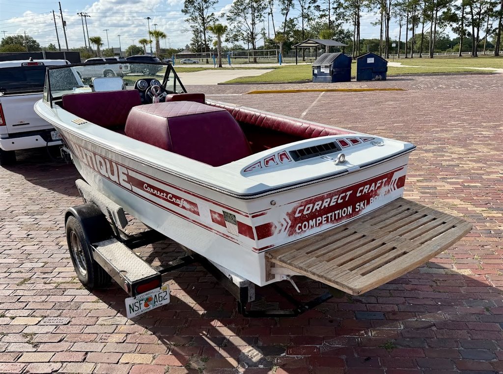 1981 Nautique SKI Nautique - $5,900