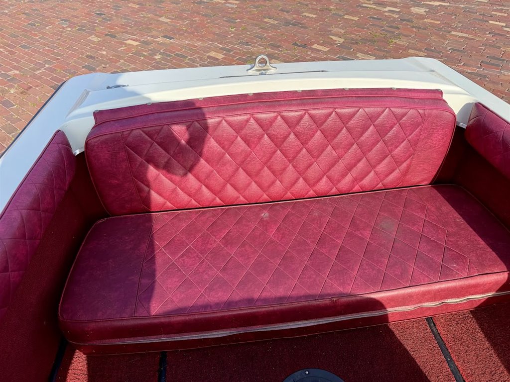 1981 Nautique SKI Nautique - $5,900