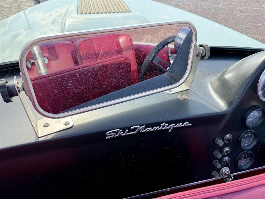1981 Nautique SKI Nautique - $5,900