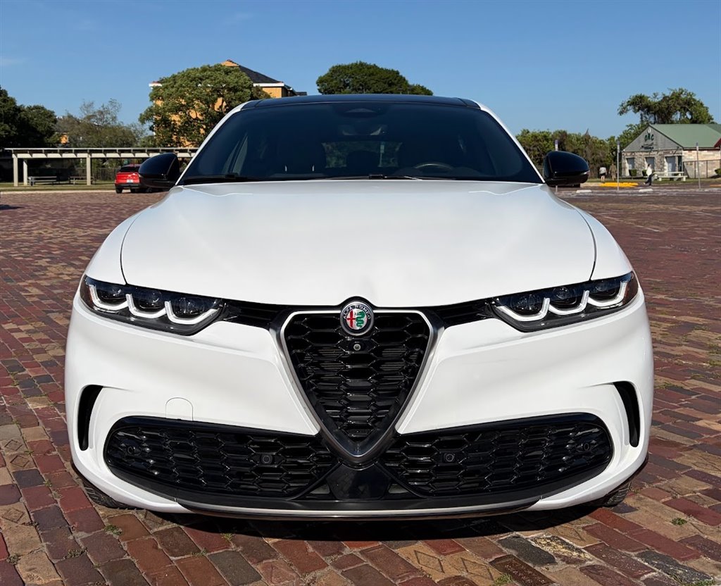 2024 Alpha Romero Tonale - $43,375