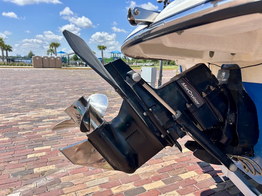2013 SEA RAY  190 Sport - $17,995