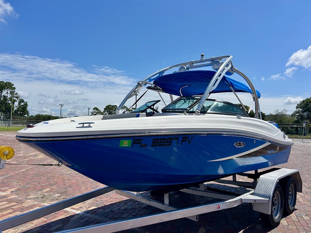 2013 SEA RAY  190 Sport - $17,995