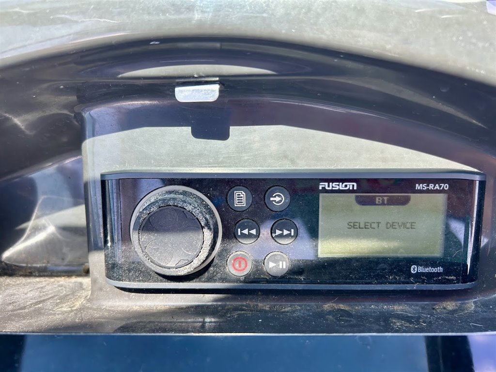 2013 SEA RAY  190 Sport - $17,995