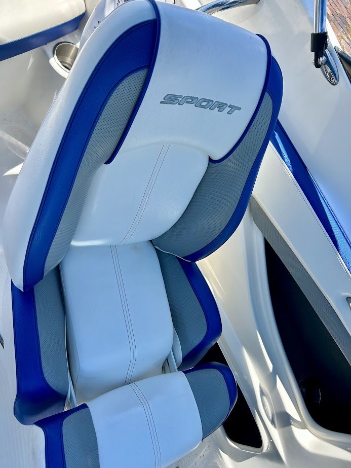 2013 SEA RAY  190 Sport - $17,995
