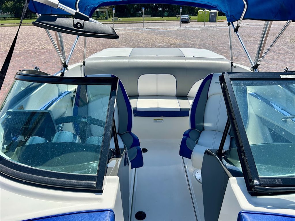 2013 SEA RAY  190 Sport - $17,995