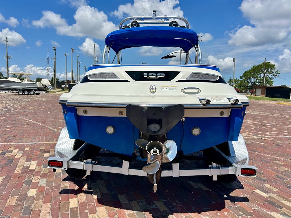 2013 SEA RAY  190 Sport - $17,995
