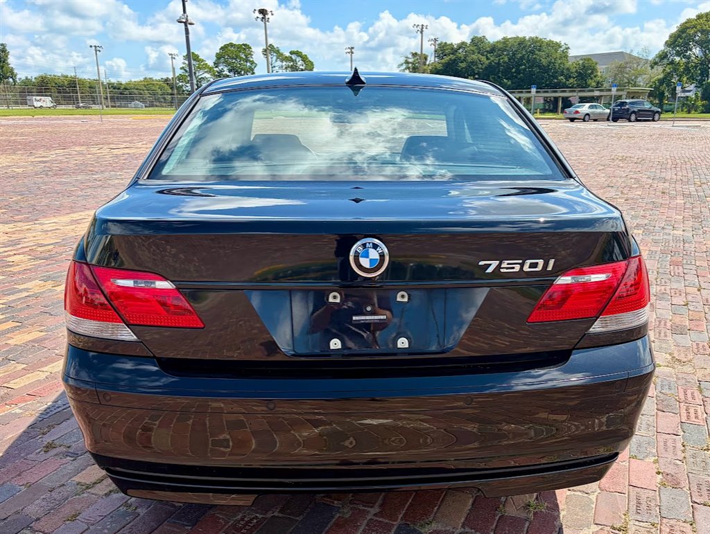 2007 BMW 750i - $6,495
