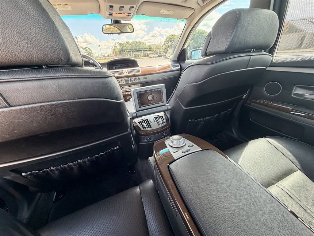 2007 BMW 750i - $6,495
