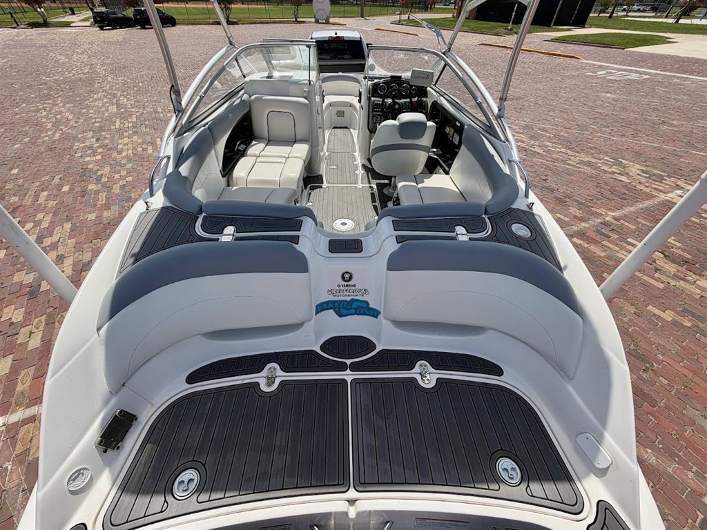 2007 Yamaha AR 230 High Output - $19,750