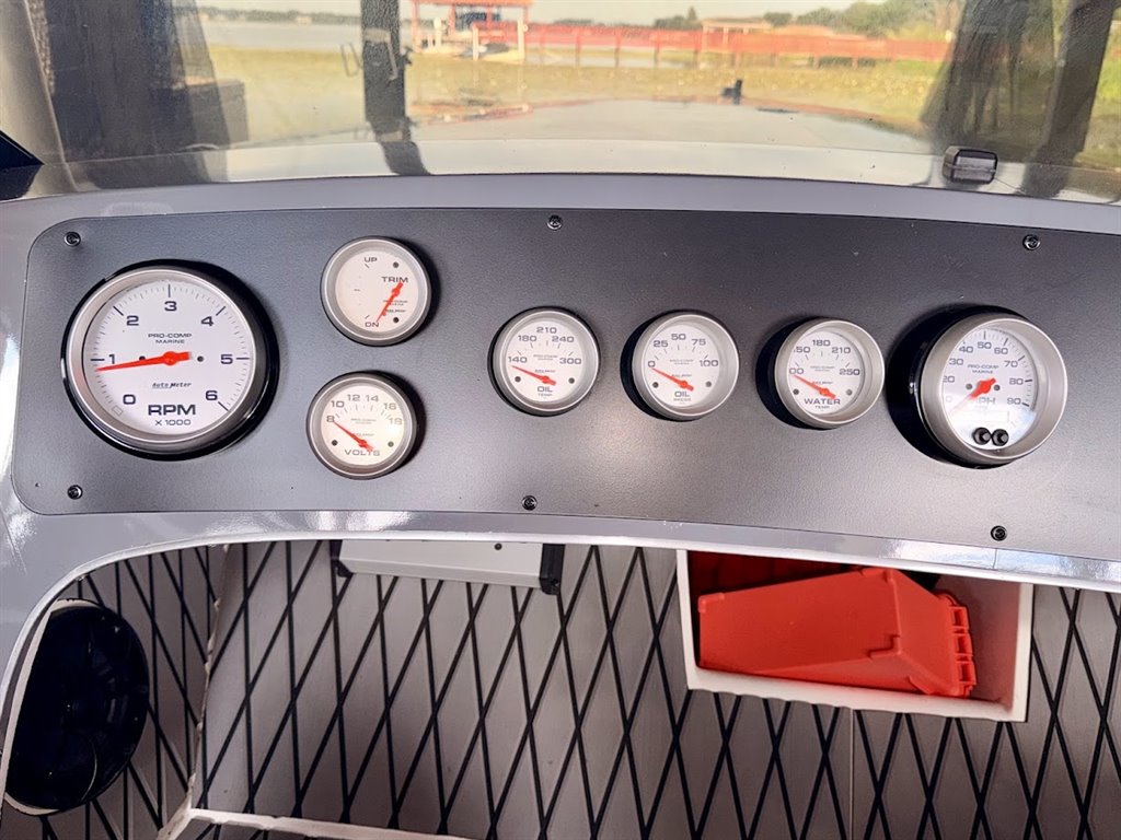 1989 Donzi 22 Classic - $49,995