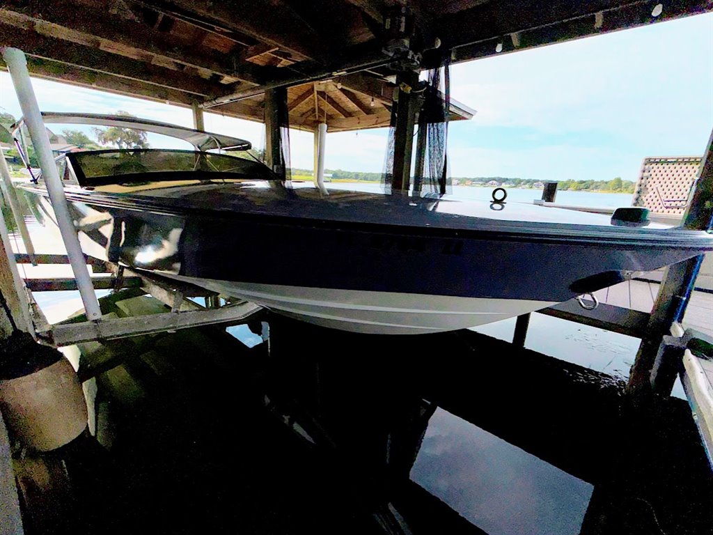 1989 Donzi 22 Classic - $49,995
