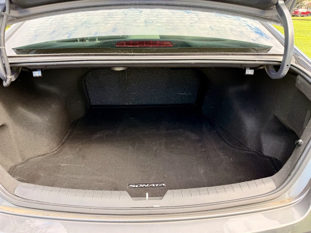 2018 Hyundai Sonata - $14,995