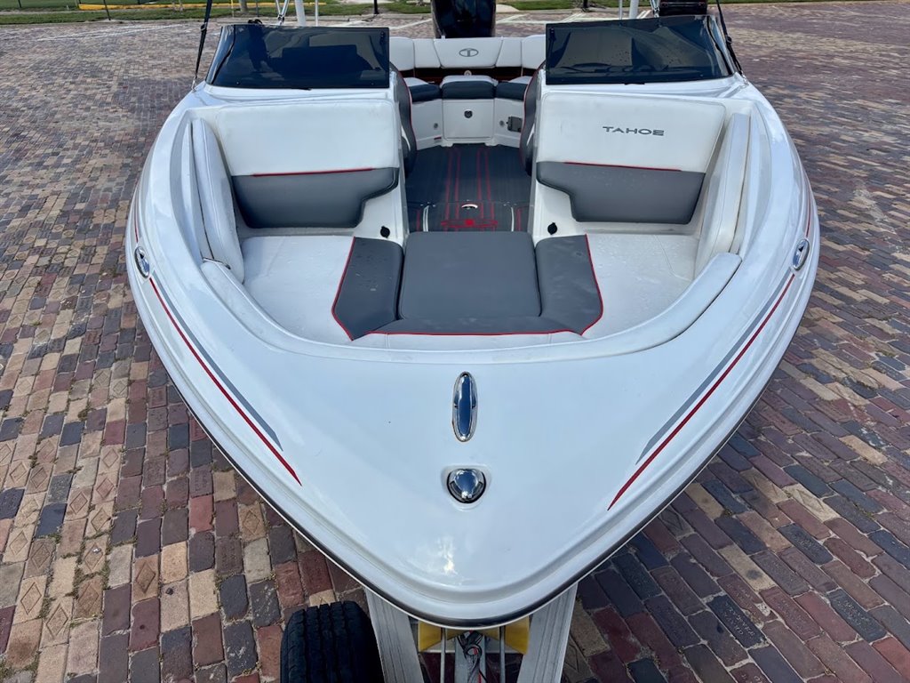 2023 Tahoe 210 S Limited - $39,995