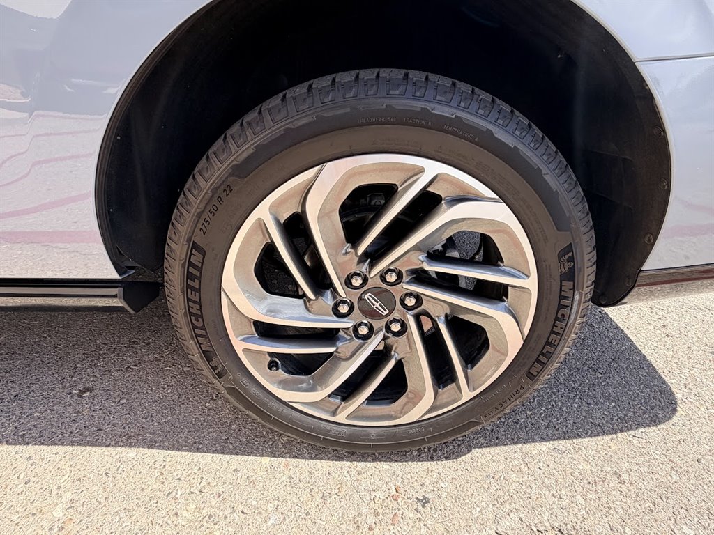 2025 Lincoln Navigator - $79,900