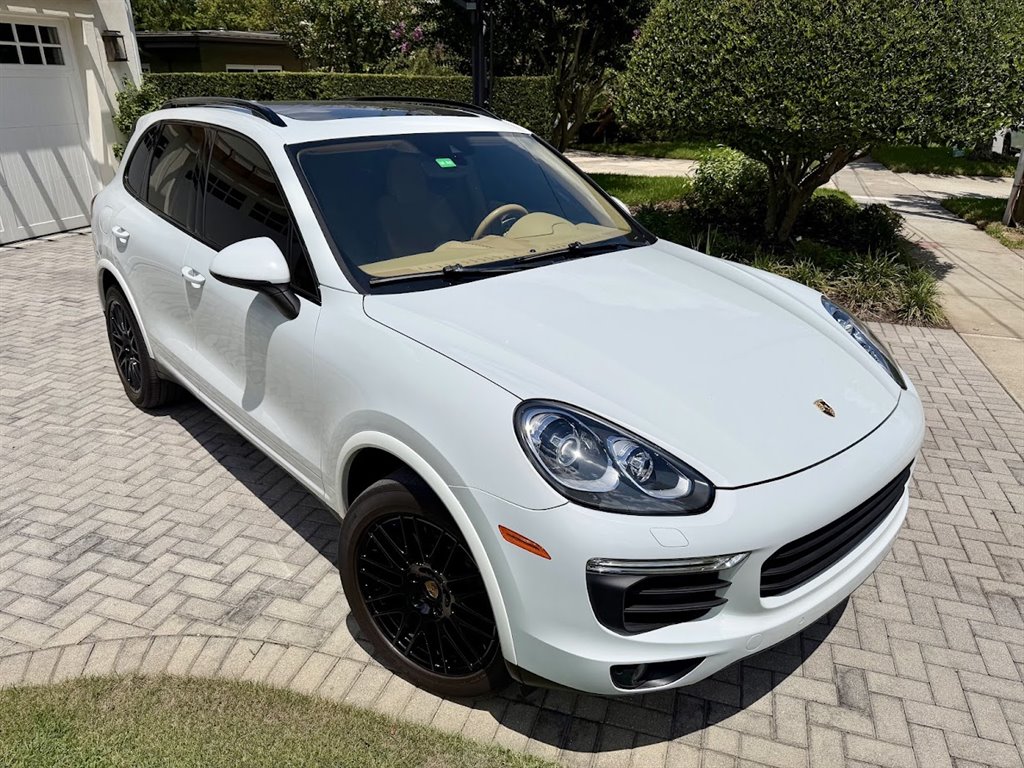 2017 Porsche Cayenne - $19,950
