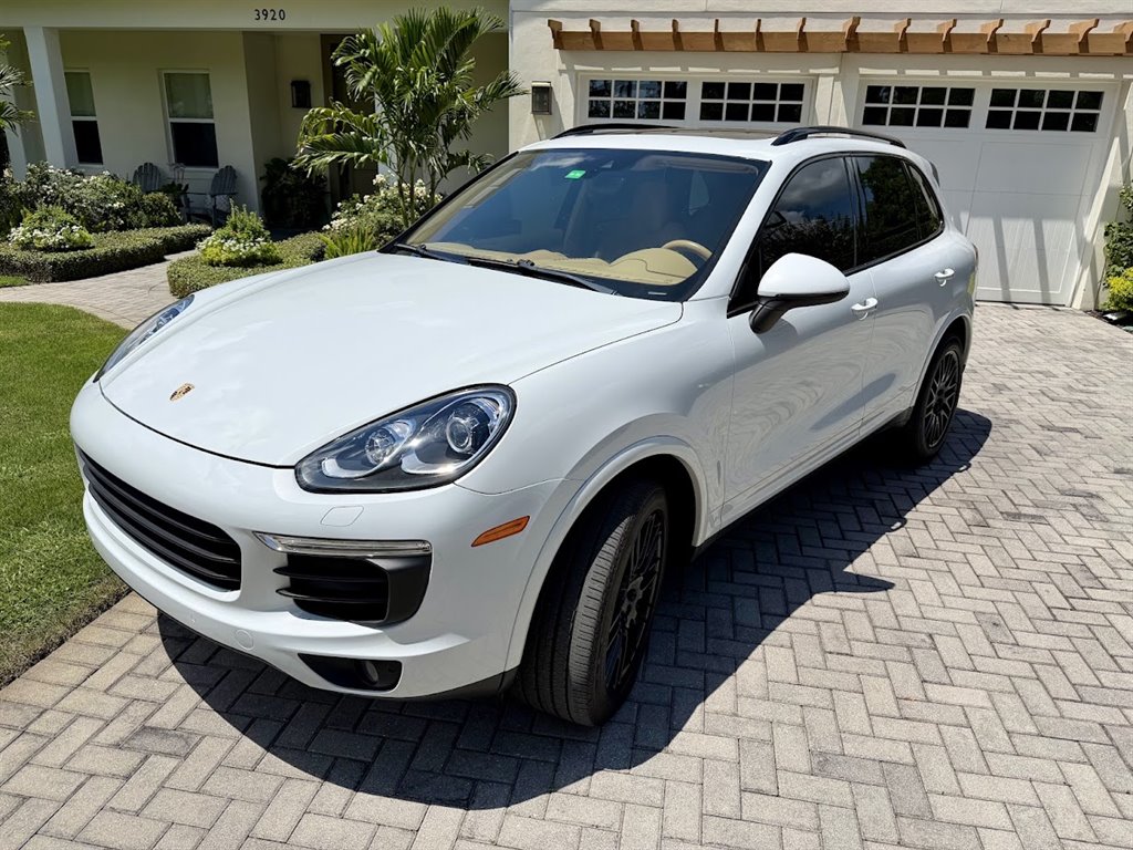 2017 Porsche Cayenne - $19,950