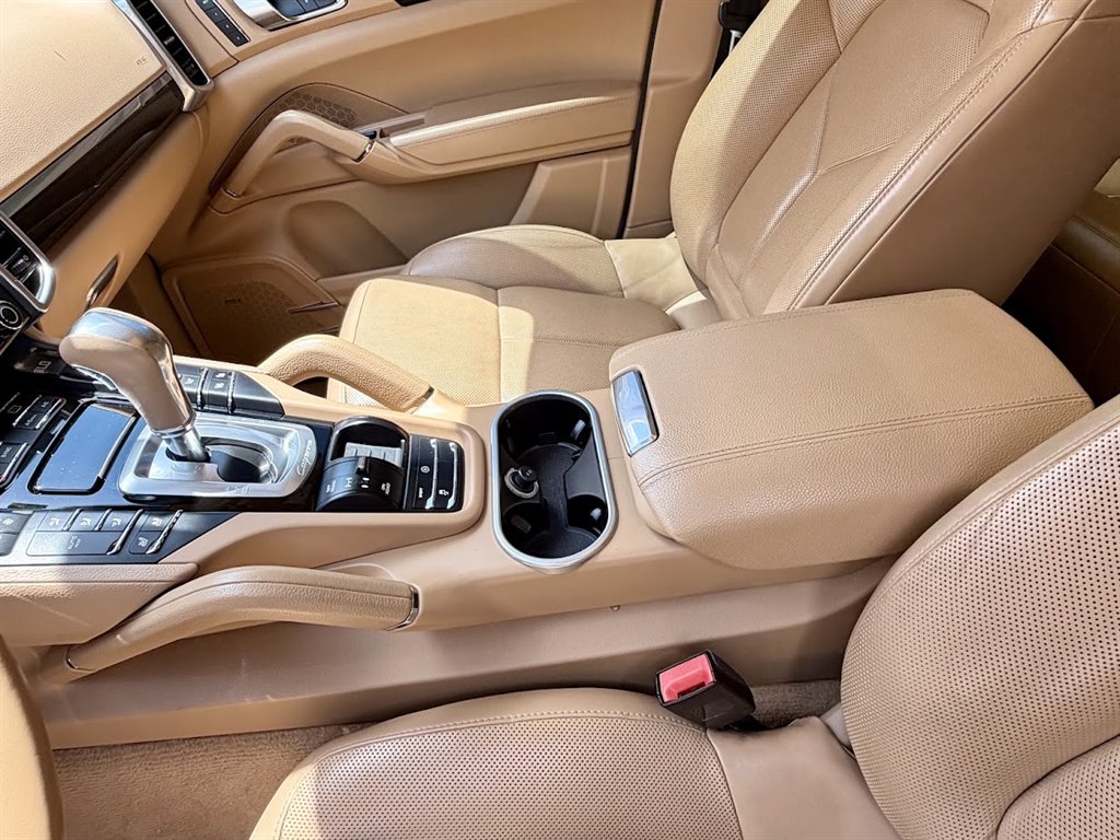 2017 Porsche Cayenne - $19,950