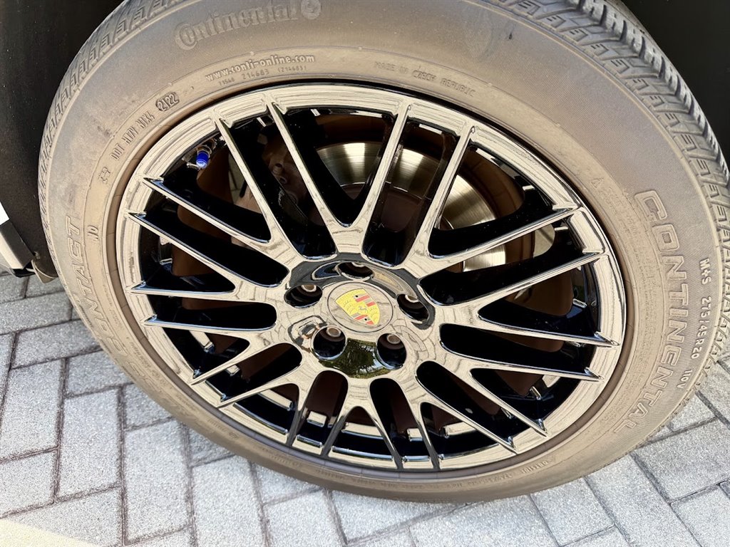 2017 Porsche Cayenne - $19,950