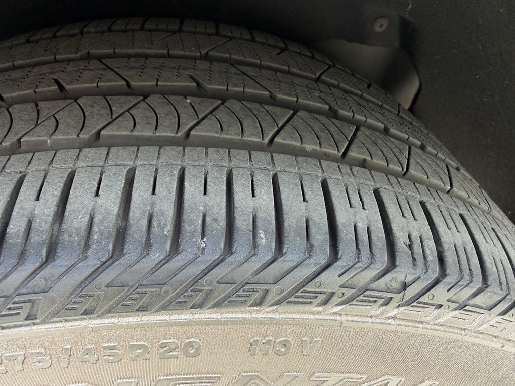 2017 Porsche Cayenne - $19,950