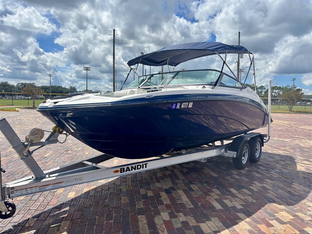 2015 YAMAHA SX 210 - $28,900