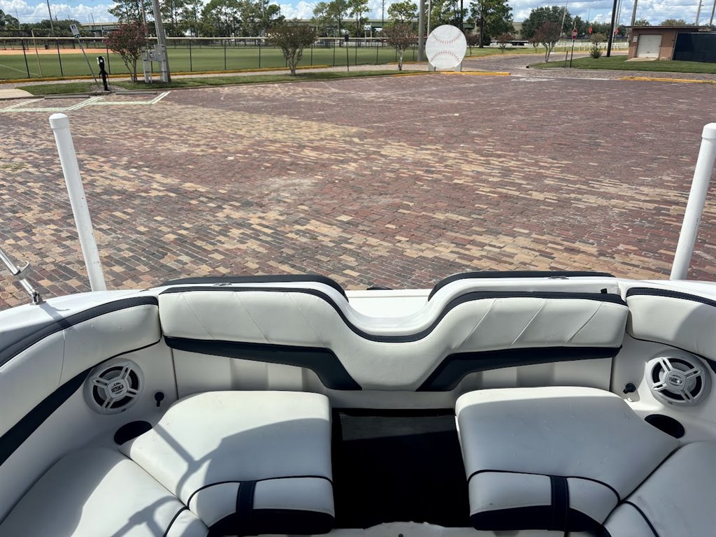 2015 YAMAHA SX 210 - $28,900