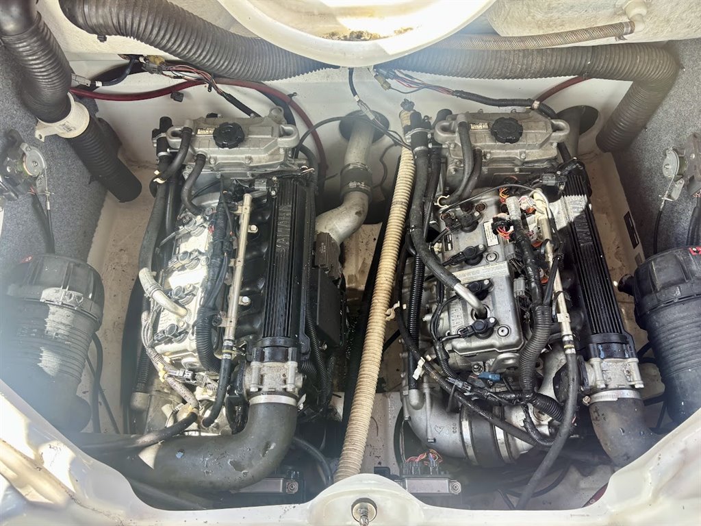 2015 YAMAHA SX 210 - $28,900