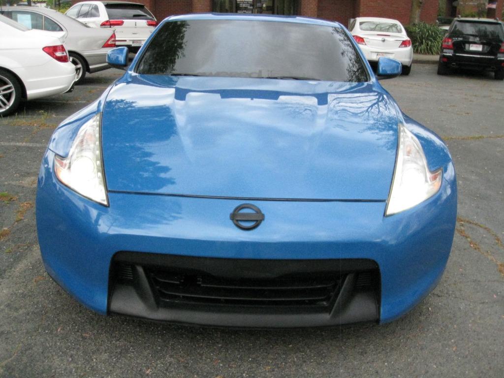 2009 Nissan 370Z Touring photo