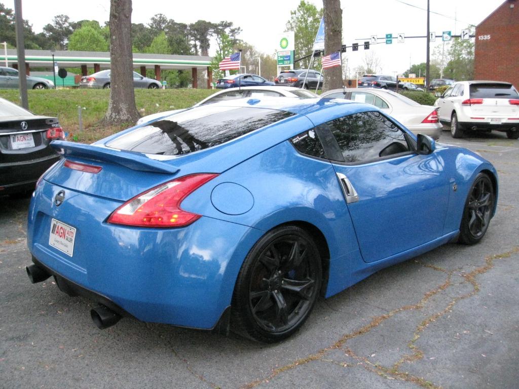 2009 Nissan 370Z Touring photo