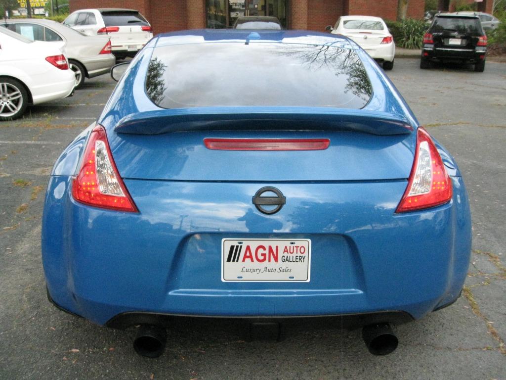 2009 Nissan 370Z Touring photo
