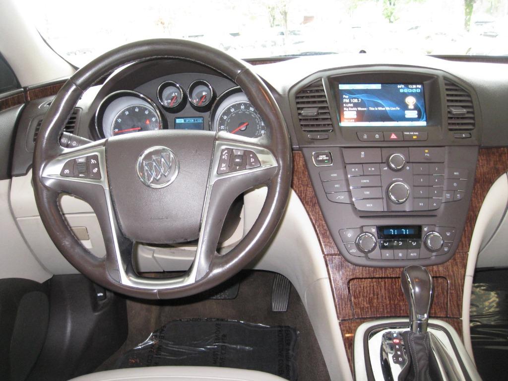 2013 Buick Regal Premium 1 photo