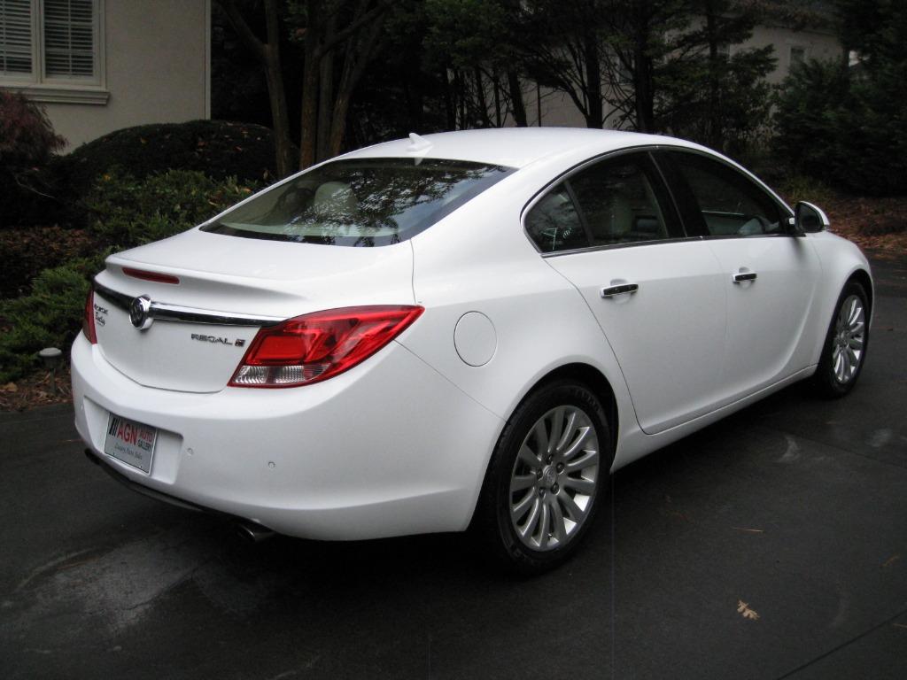 2013 Buick Regal Premium 1 photo