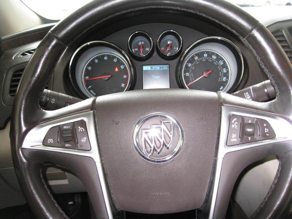 2013 Buick Regal Premium 1 photo