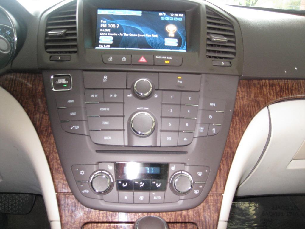2013 Buick Regal Premium 1 photo