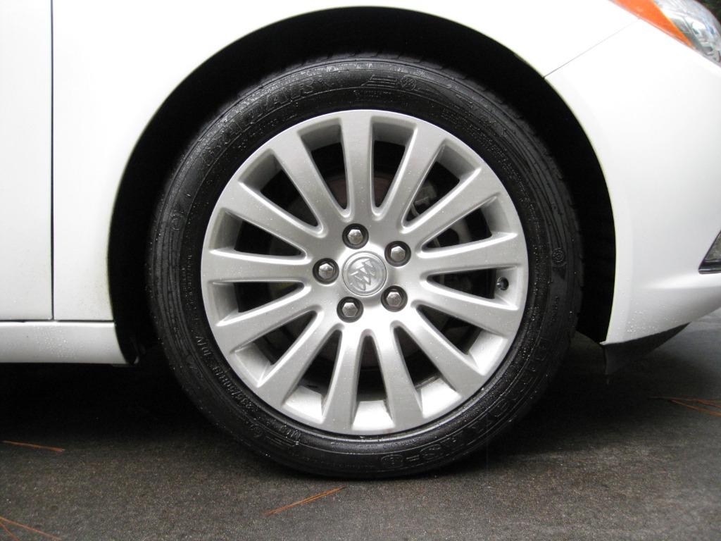 2013 Buick Regal Premium 1 photo