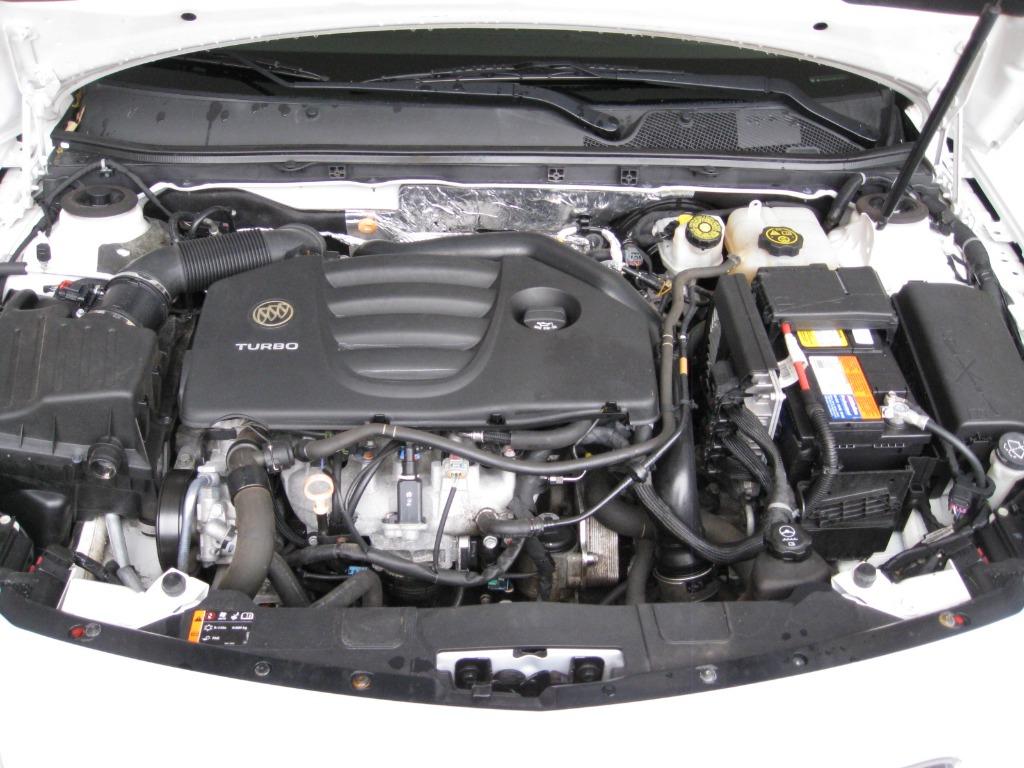 2013 Buick Regal Premium 1 photo