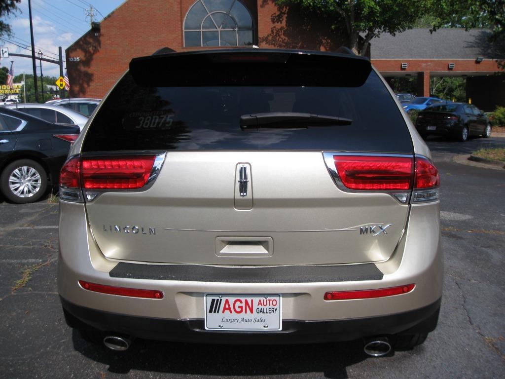 2011 Lincoln MKX photo