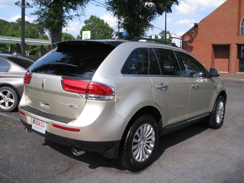 2011 Lincoln MKX photo