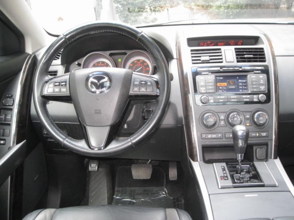 2010 Mazda CX-9 Sport photo