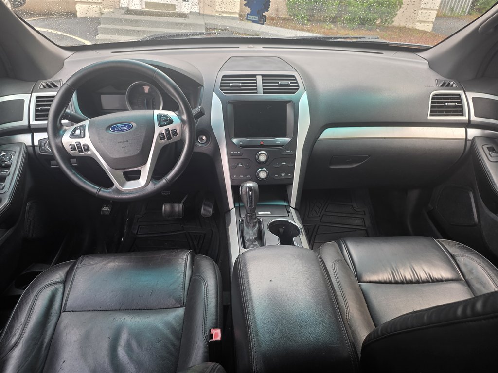 2015 Ford Explorer