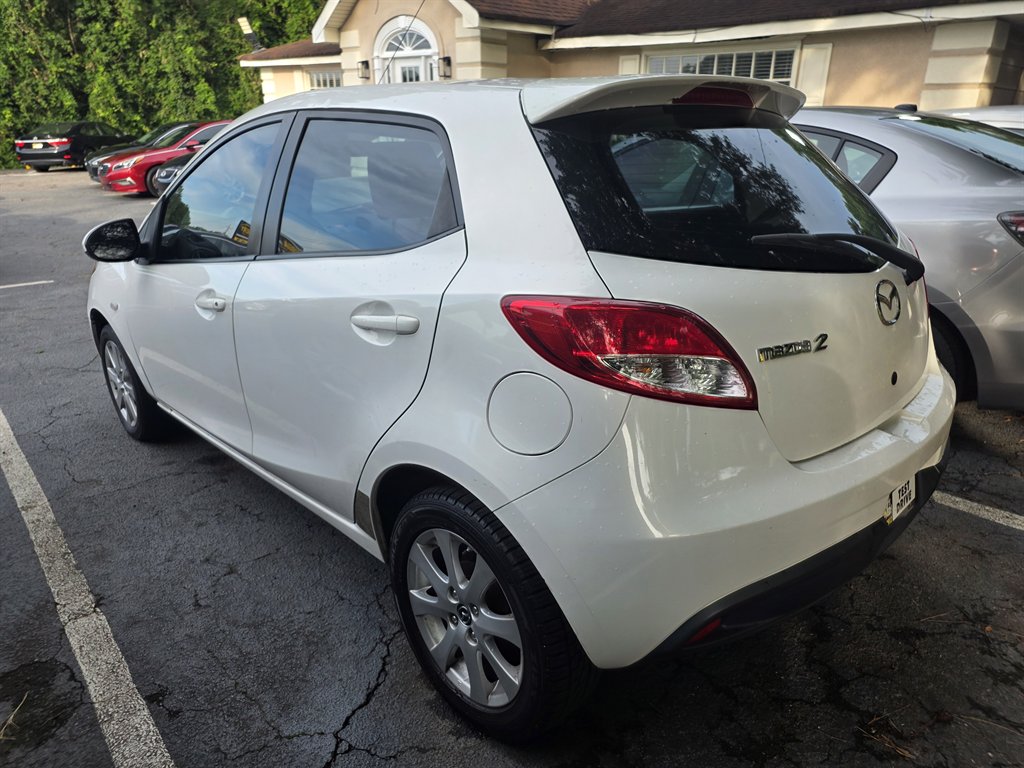 2013 MAZDA MAZDA2