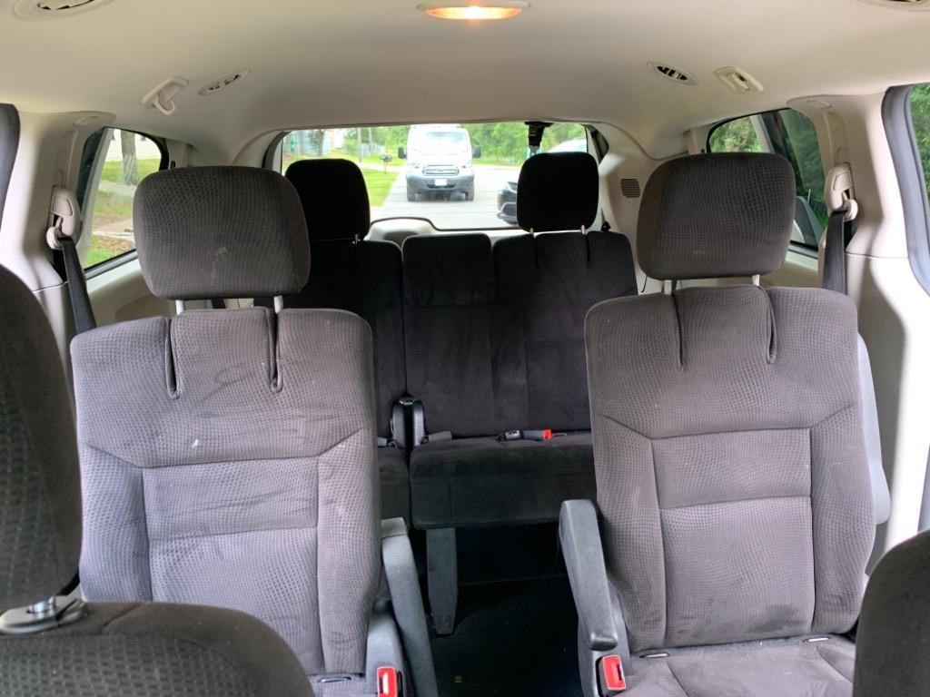 2014 Dodge Grand Caravan - $9,990